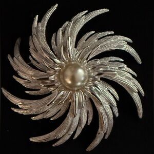 Vintage Sarah Coventry Silver and Gold Swirl Brooch